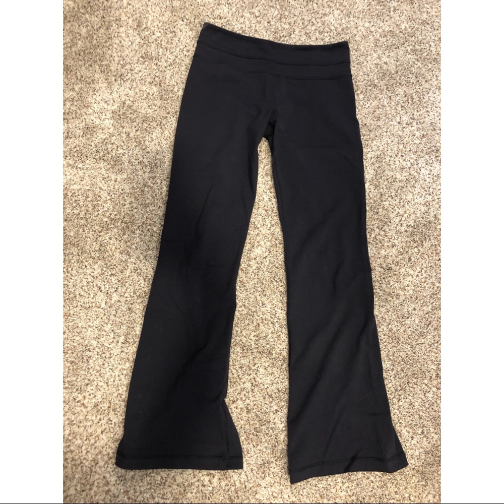 Lululemon flair yoga pants
